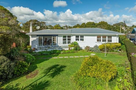 Photo of property in 6 George Point Road, Onerahi, Whangarei, 0110