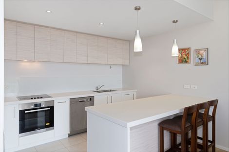 Photo of property in 263 Millwater Parkway, Silverdale, 0932