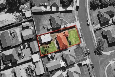 Photo of property in 14 Mariner Street, Mangere, Auckland, 2022