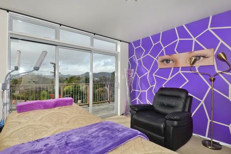Photo of property in 39 Russell Road, Wainuiomata, Lower Hutt, 5014