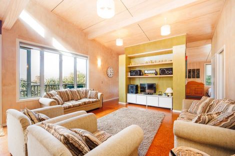 Photo of property in 442 Zigzag Road, Pohangina, Feilding, 4775