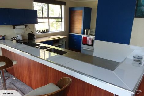 Photo of property in 4 Kennedy Street, Foxton Beach, Foxton, 4815