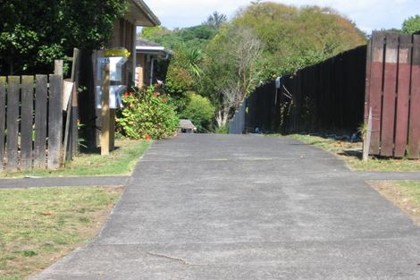 Photo of property in 10/18 Seabrook Avenue, New Lynn, Auckland, 0600