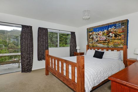 Photo of property in 39 Russell Road, Wainuiomata, Lower Hutt, 5014
