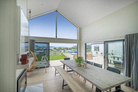 Photo of property in 5 Joyce Harsant Place, Cooks Beach, 3591