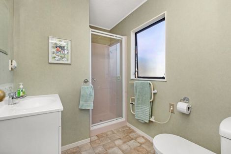 Photo of property in 58a Wallis Street, Raglan, 3225