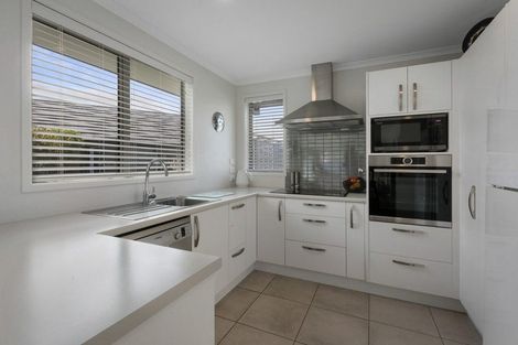 Photo of property in 18 Long Acre Close, Katikati, 3129