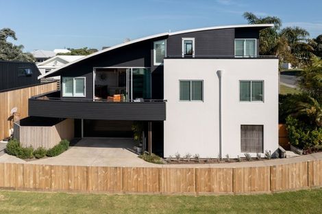 Photo of property in 79a Oceanview Road, Mount Maunganui, 3116