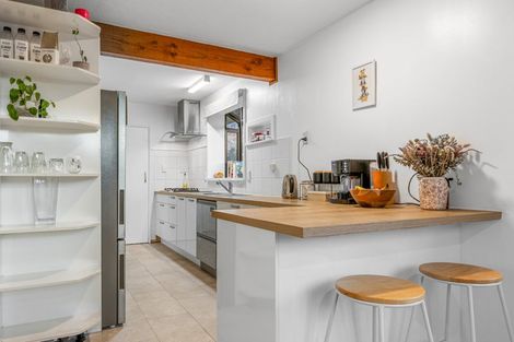 Photo of property in 56 Effingham Street, North New Brighton, Christchurch, 8083