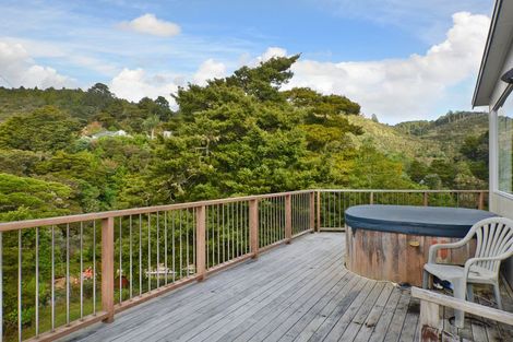 Photo of property in 39 Russell Road, Wainuiomata, Lower Hutt, 5014