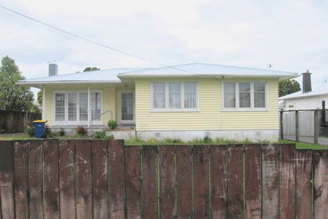 Photo of property in 4048 Great North Road, Glen Eden, Auckland, 0602