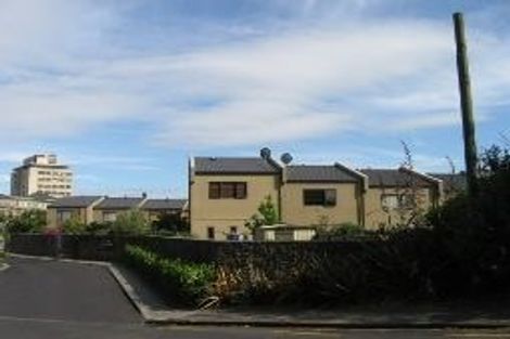 Photo of property in Greenwich Apartments, 7/3 Burton Street, Grafton, Auckland, 1010