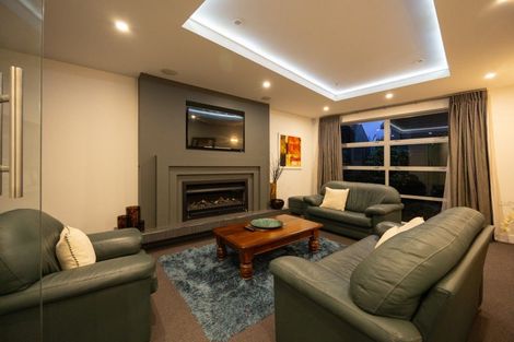 Photo of property in 23a Montgomery Terrace, Hokowhitu, Palmerston North, 4410