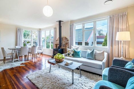 Photo of property in 2 Nutsey Avenue, Northcote, Auckland, 0627