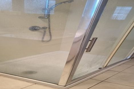 Photo of property in 85 Lincoln Road, Henderson, Auckland, 0610