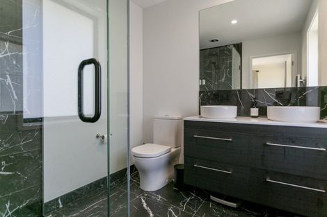 Photo of property in 1 Lemonwood Lane, Kinloch, Taupo, 3377