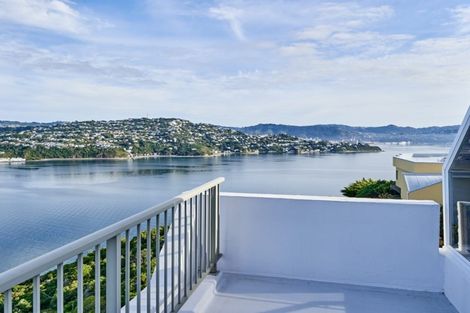 Photo of property in 11 Countess Close, Maupuia, Wellington, 6022