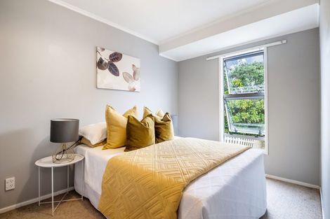 Photo of property in 62 James Street, Bayview, Auckland, 0629