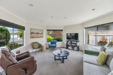 Photo of property in 34 Kensington Drive, Taradale, Napier, 4112