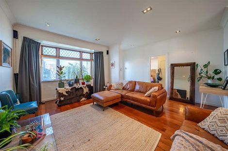 Photo of property in 43 Kensington Avenue, Petone, Lower Hutt, 5012
