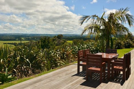Photo of property in 2 Waitete Heights Lane, Kerikeri, 0294