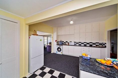 Photo of property in 55 Domett Street, Opunake, 4616