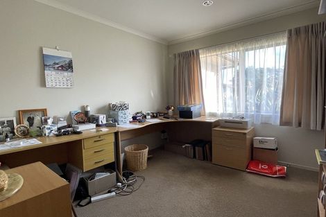 Photo of property in 29 Saltwood Street, Red Beach, 0932