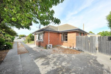 Photo of property in 157 Langdons Road, Northcote, Christchurch, 8052