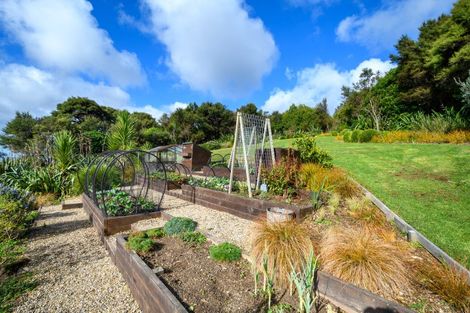 Photo of property in 26a Awhiorangi Promenade, Swanson, Auckland, 0816