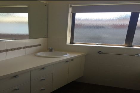 Photo of property in 1 Arcus Street, St Andrews, Hamilton, 3200