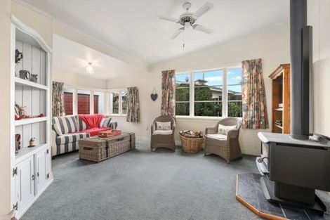 Photo of property in 42 Brandon Street, Alexandra, 9320