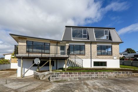 Photo of property in 13 Virginia Place, Whalers Gate, New Plymouth, 4310