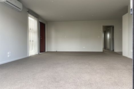 Photo of property in 32 Liberation Road, Papakura, 2110