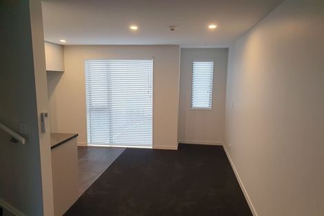 Photo of property in 35 John Street, Stokes Valley, Lower Hutt, 5019