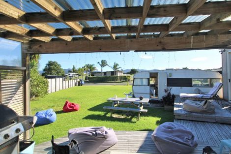 Photo of property in 102 Ngaio Drive, Matarangi, Whitianga, 3592