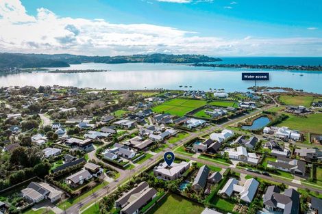 Photo of property in 2 Shearwater Lane, Point Wells, 0986