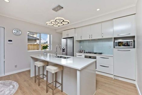 Photo of property in 14 Ascension Crescent, Orewa, 0931