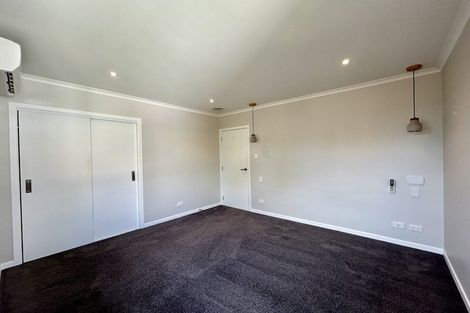 Photo of property in 2 Cindy Place, Pakuranga, Auckland, 2010