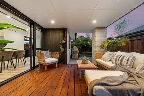 Photo of property in 14 Sarcodia Place, Papamoa Beach, Papamoa, 3118