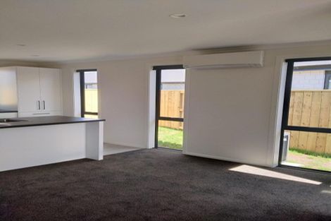 Photo of property in 5 Kaitaka Way, Papamoa, 3118