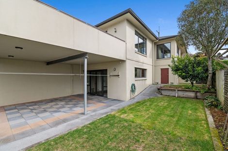 Photo of property in 36 Great West Road, Matipo Heights, Rotorua, 3015