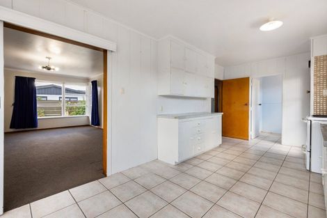 Photo of property in 10 Rosalind Street, Deanwell, Hamilton, 3206