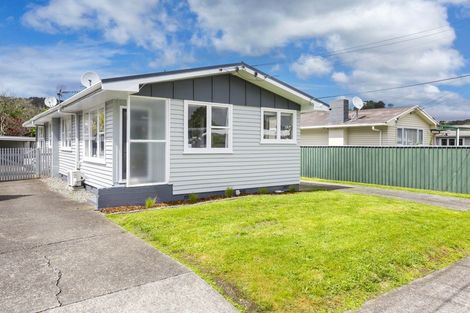 Photo of property in 1/18 Benge Crescent, Clouston Park, Upper Hutt, 5018