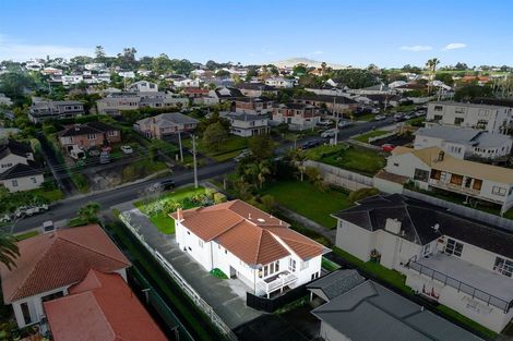 Photo of property in 1/45 Northboro Road, Belmont, Auckland, 0622