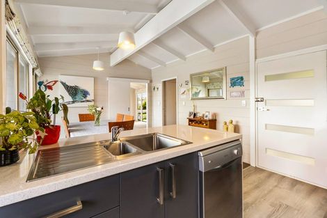 Photo of property in 87 Burgess Road, Newlands, Wellington, 6037