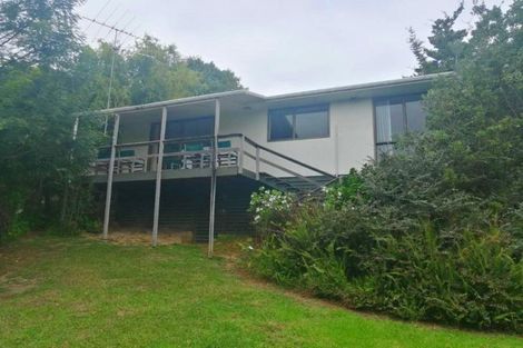 Photo of property in 643 Beach Road, Rothesay Bay, Auckland, 0630