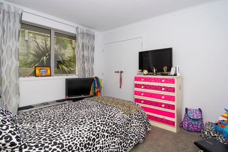 Photo of property in 15 Bryan Gallagher Place, Welcome Bay, Tauranga, 3175