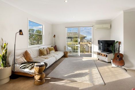 Photo of property in 5 Wells Place, Whitianga, 3510