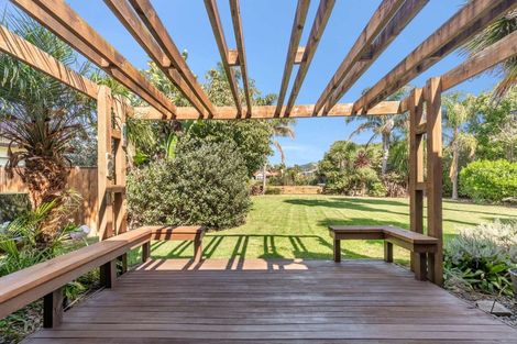 Photo of property in 8 Piha Close, Papamoa Beach, Papamoa, 3118