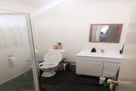 Photo of property in 15 Kaimoana Street, Weymouth, Auckland, 2103